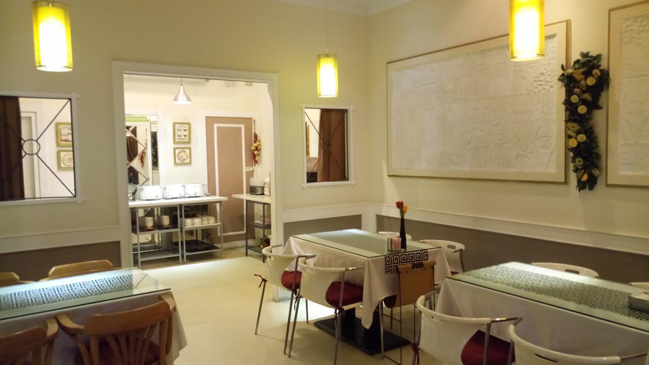 苓雅大飯店 Lingyea Hotel Kaohsiung Esterno foto